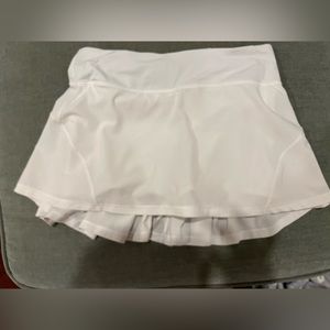 White tennis skirt size 4